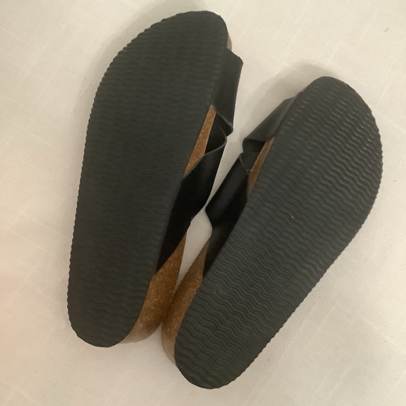 Bio Bio Women’s Platform Leather Cross-Strap Sandals Black Made In Spain Size 8 - Picture 2 of 7